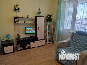 Студия квартира, посуточно, 36м2, 16/17 этаж