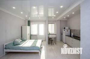 Студия квартира, посуточно, 32м2, 1/9 этаж