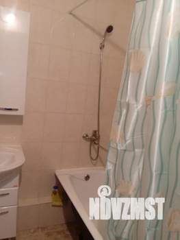 1-к квартира, посуточно, 42м2, 13/16 этаж