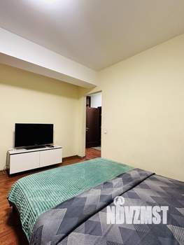 1-к квартира, посуточно, 38м2, 4/9 этаж