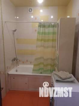 2-к квартира, посуточно, 40м2, 3/3 этаж