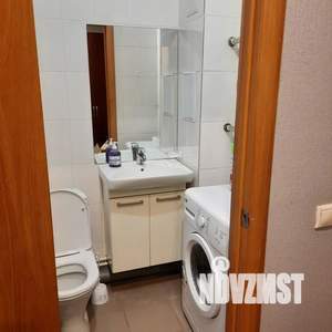 1-к квартира, посуточно, 37м2, 10/10 этаж