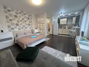 Студия квартира, посуточно, 40м2, 3/10 этаж