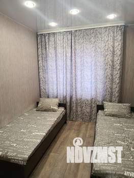 2-к квартира, посуточно, 50м2, 1/1 этаж