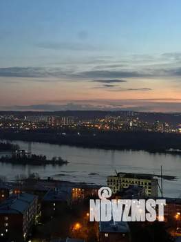 2-к квартира, посуточно, 42м2, 18/18 этаж