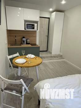 Студия квартира, посуточно, 20м2, 1/16 этаж