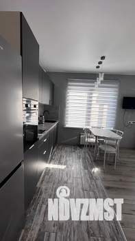 2-к квартира, посуточно, 48м2, 7/9 этаж
