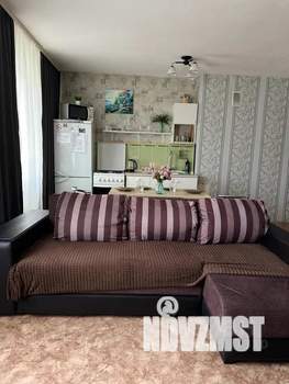 Студия квартира, посуточно, 44м2, 6/9 этаж