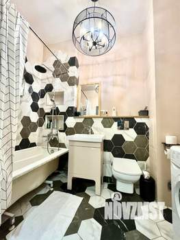 Студия квартира, посуточно, 40м2, 1/15 этаж