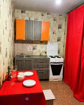 1-к квартира, на длительный срок, 42м2, 5/5 этаж