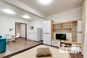 1-к квартира, посуточно, 42м2, 8/18 этаж