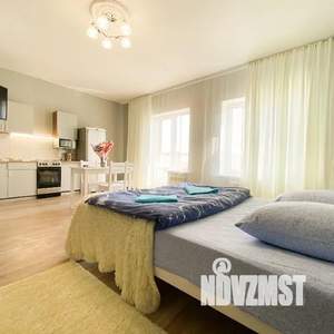 Студия квартира, посуточно, 36м2, 15/17 этаж