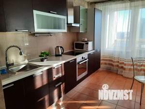 1-к квартира, посуточно, 43м2, 7/17 этаж