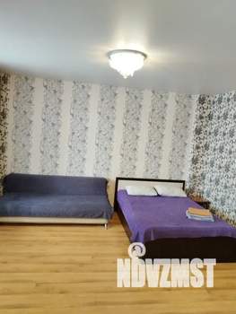 Студия квартира, посуточно, 45м2, 4/10 этаж