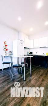 Студия квартира, посуточно, 40м2, 6/17 этаж