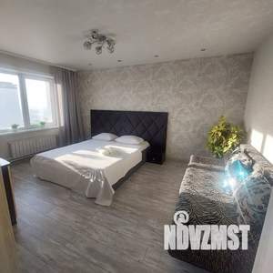 1-к квартира, посуточно, 35м2, 14/17 этаж