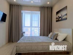 Студия квартира, посуточно, 38м2, 12/16 этаж