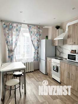 1-к квартира, посуточно, 40м2, 4/5 этаж