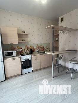 2-к квартира, посуточно, 72м2, 4/17 этаж