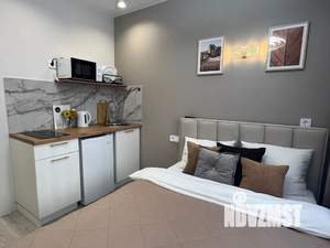 Студия квартира, посуточно, 14м2, 1/9 этаж