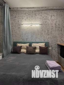 Студия квартира, посуточно, 20м2, 1/3 этаж