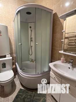 2-к квартира, посуточно, 72м2, 4/17 этаж