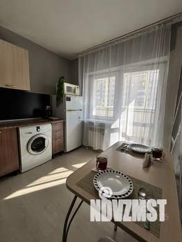 1-к квартира, посуточно, 30м2, 4/17 этаж