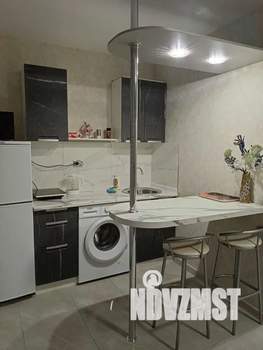 1-к квартира, посуточно, 35м2, 2/13 этаж