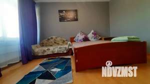 1-к квартира, посуточно, 35м2, 4/9 этаж