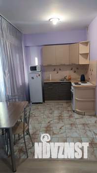 Студия квартира, посуточно, 30м2, 5/7 этаж