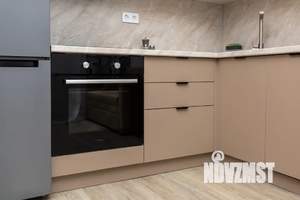 Студия квартира, посуточно, 40м2, 8/9 этаж