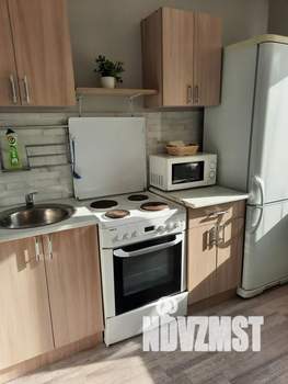 1-к квартира, посуточно, 31м2, 4/5 этаж