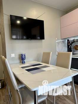 1-к квартира, посуточно, 38м2, 3/10 этаж