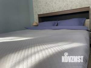 Студия квартира, посуточно, 35м2, 1/4 этаж