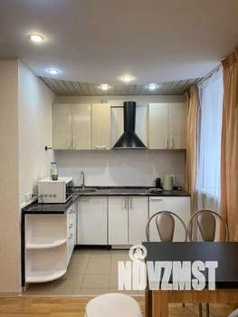 Студия квартира, посуточно, 35м2, 2/5 этаж