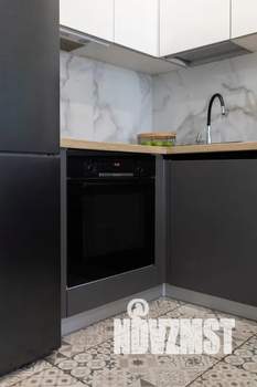 1-к квартира, посуточно, 32м2, 10/18 этаж