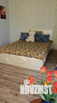 Студия квартира, посуточно, 40м2, 5/16 этаж