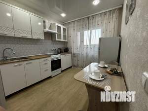 1-к квартира, посуточно, 40м2, 1/1 этаж