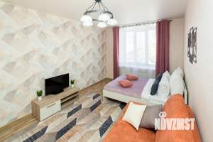 2-к квартира, посуточно, 60м2, 1/1 этаж