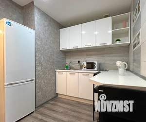 Студия квартира, посуточно, 35м2, 8/14 этаж