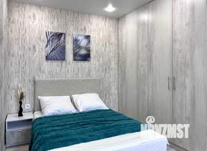 Студия квартира, посуточно, 40м2, 11/19 этаж