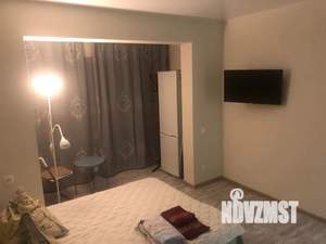 Студия квартира, посуточно, 28м2, 1/10 этаж