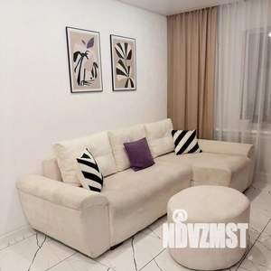 2-к квартира, посуточно, 40м2, 1/1 этаж