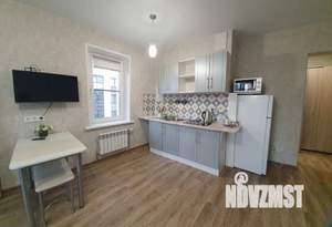 1-к квартира, посуточно, 42м2, 4/10 этаж