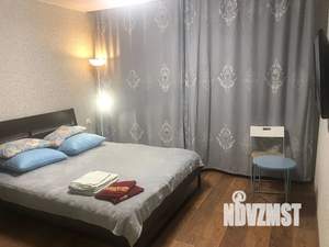 1-к квартира, посуточно, 38м2, 1/10 этаж