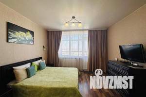 1-к квартира, посуточно, 35м2, 12/17 этаж