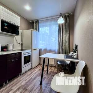 2-к квартира, посуточно, 48м2, 1/5 этаж