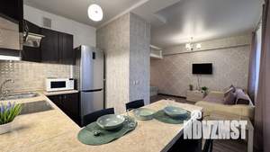 1-к квартира, посуточно, 40м2, 1/1 этаж