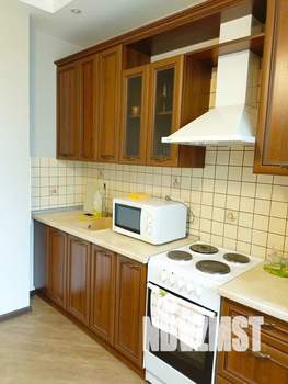 1-к квартира, посуточно, 38м2, 3/9 этаж