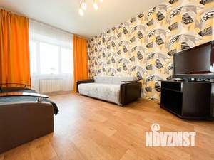 1-к квартира, посуточно, 55м2, 1/1 этаж